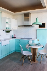 mueble-cocina-azul-detalle.jpg