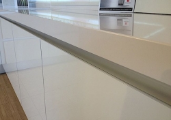 mueble-cocina-luxe-encimera.jpg