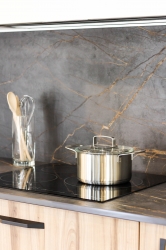 mueble-cocina-pino-natural-detalle.jpg